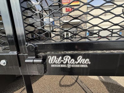 2025 Isuzu NPR-HD Base