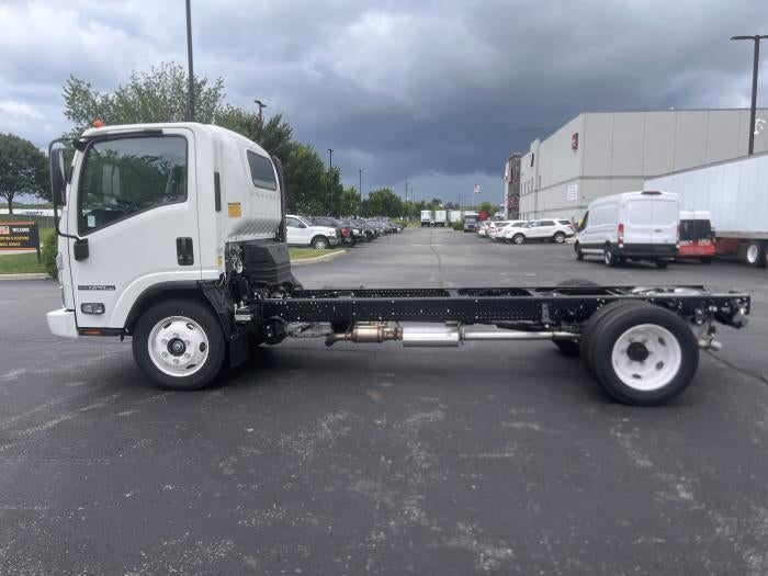 2026 Isuzu NPR-HD Base