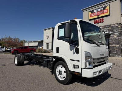 2027 Isuzu NRR Base