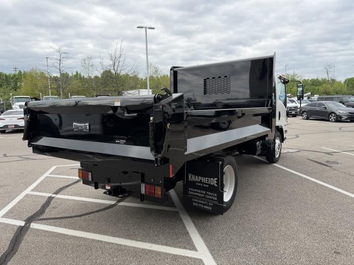 2025 Isuzu NRR XL