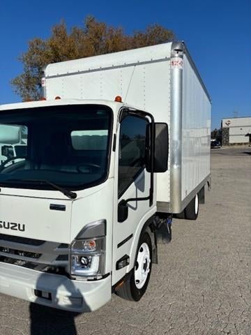 2023 Isuzu NPR-XD Base