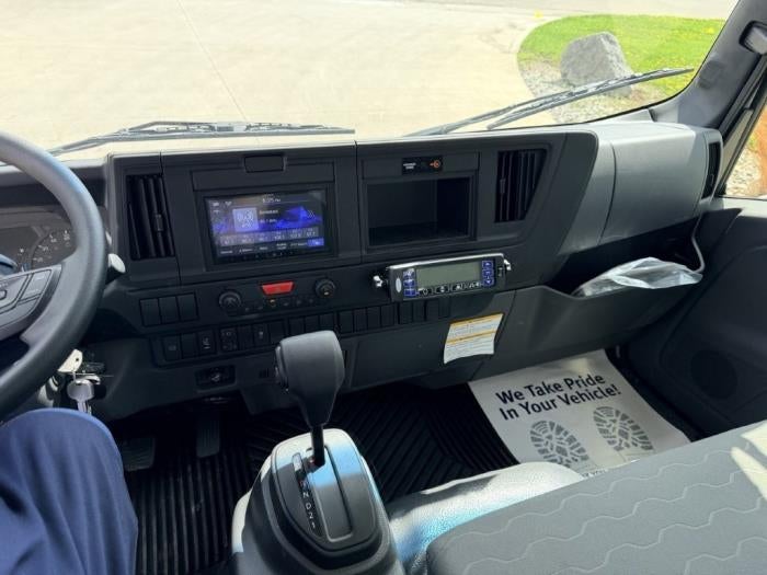 2026 Isuzu NRR Base