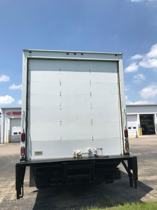 2019 Isuzu NRR Base
